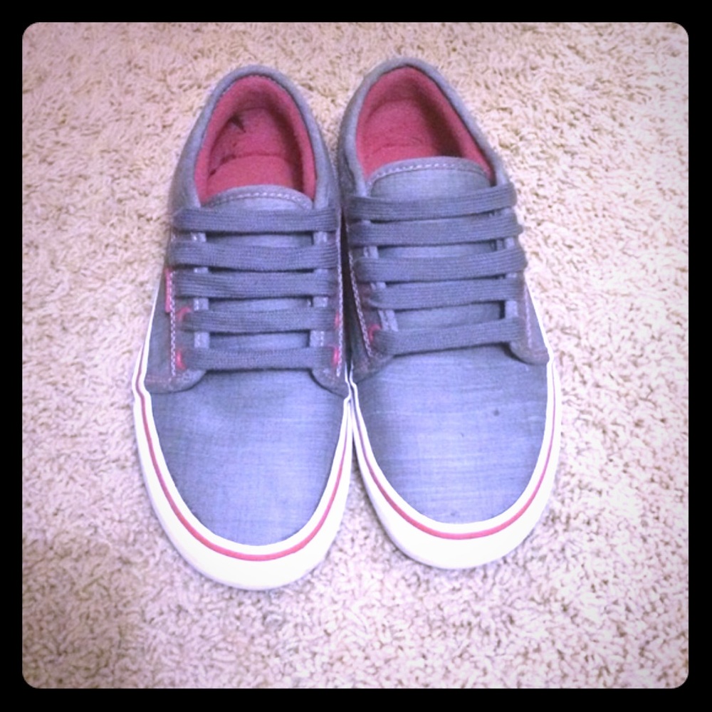 Classic Vans Gray & Magenta - Like New!
